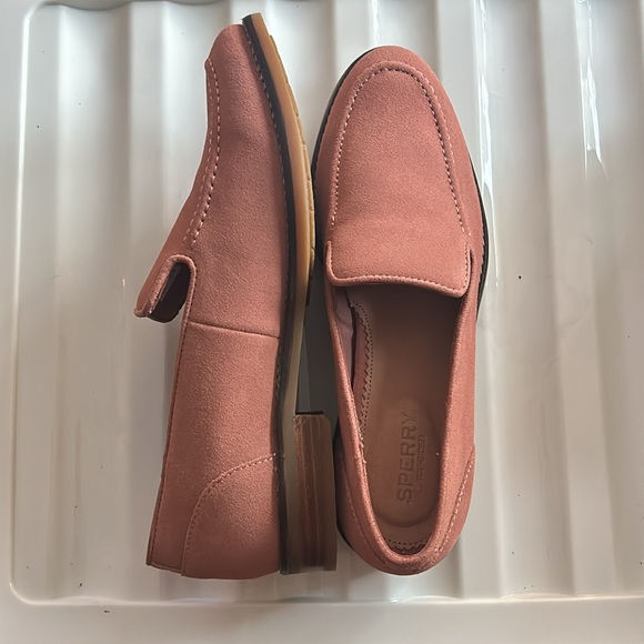 NWT- Sperry Fairpoint loader suede. - Picture 3 of 6